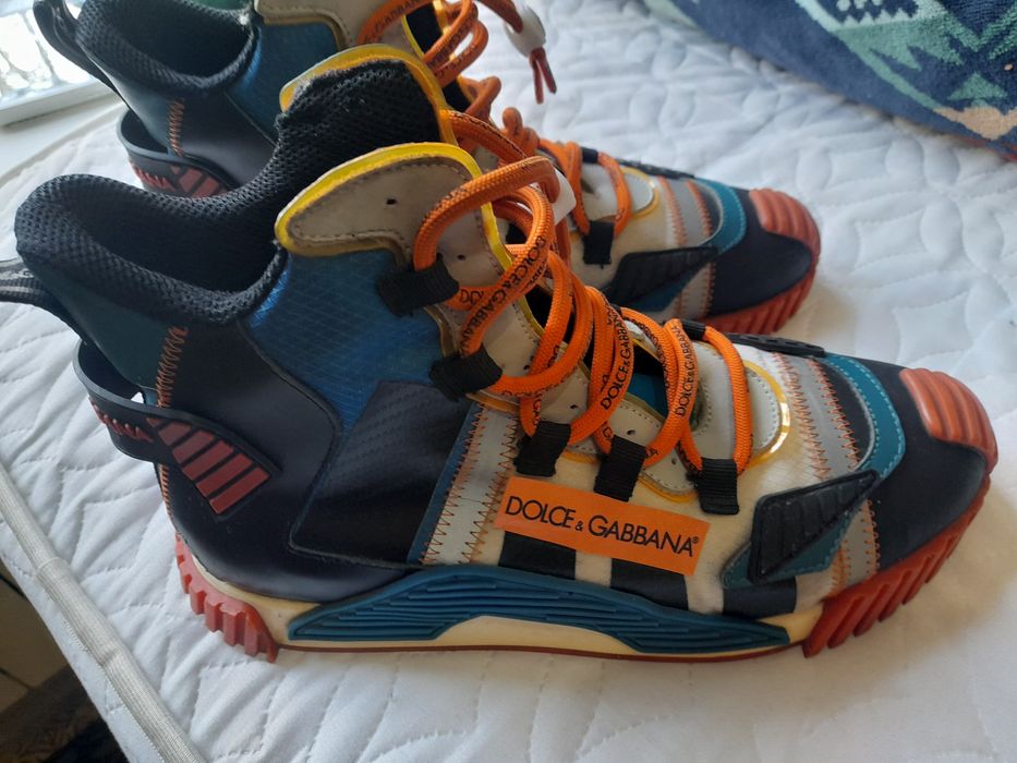 Женская обувь. 2 вида