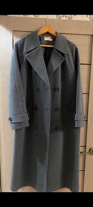 Пальто сумки и красавки