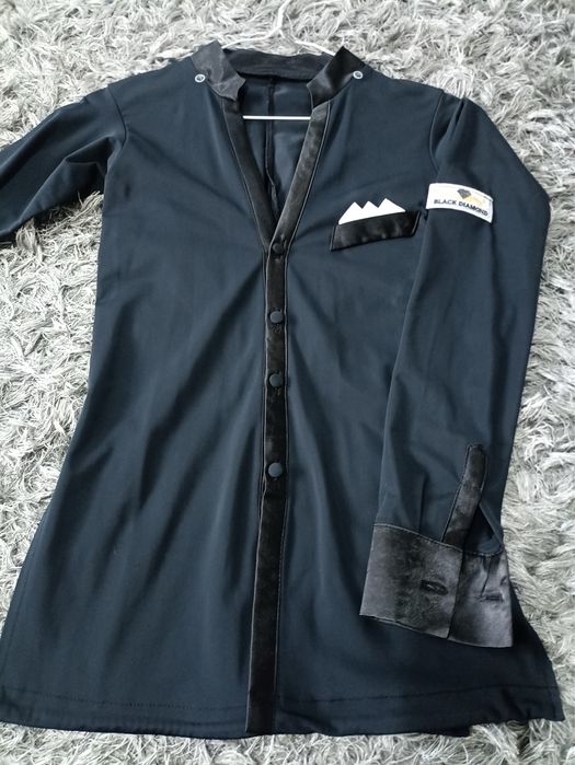 Tinute latino baiat, dans sportiv