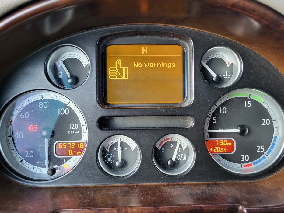 Transportor auto DAF CF 360 Rolfo Pegasus