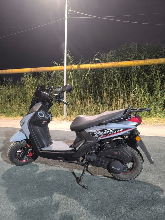 Продам мопед самурай мотор Bennali 180 куб