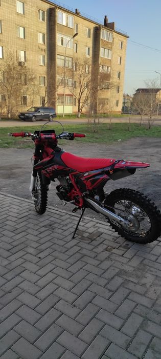 Мотоцикл эндуро BSE Z10