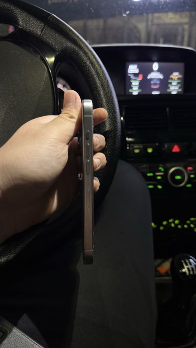 Iphone 15 pro 128 gb 80%