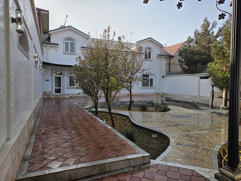 Участка сотилади