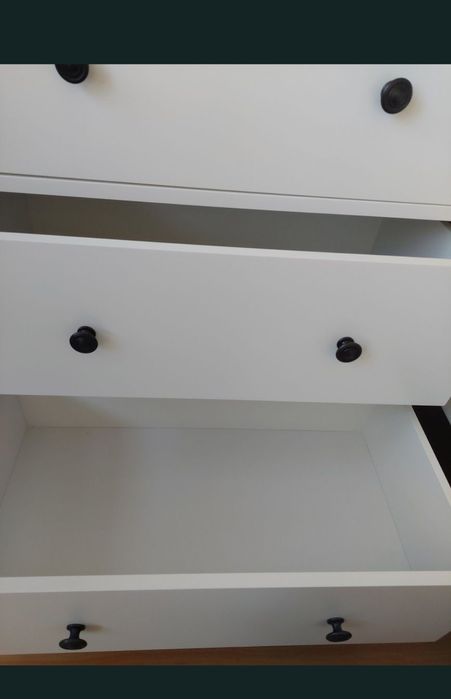 Шкафове и скринове като нови