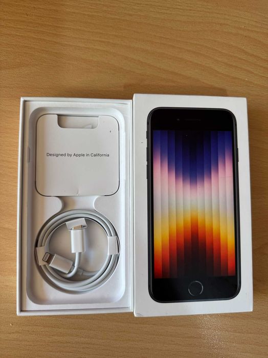 iphone SE 3 Midnight black 64 Gb.Batery health 92%