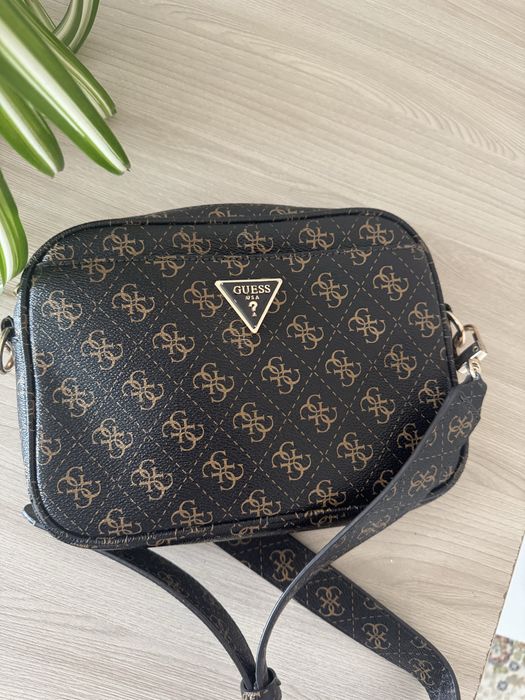 Сумка Guess продаю