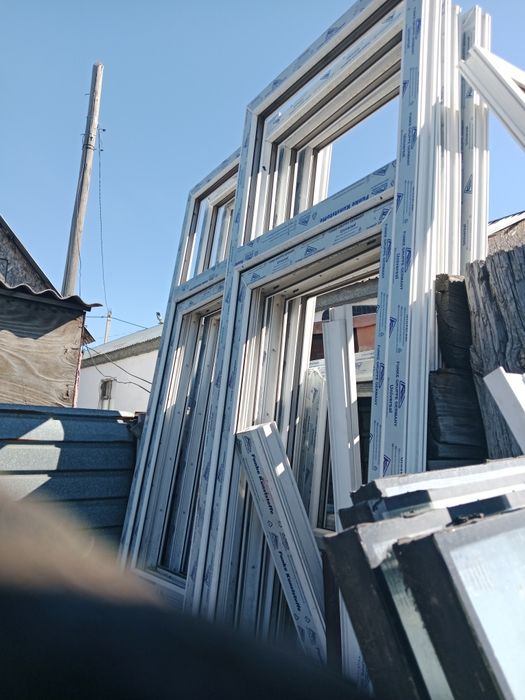 Продам окна  все пары