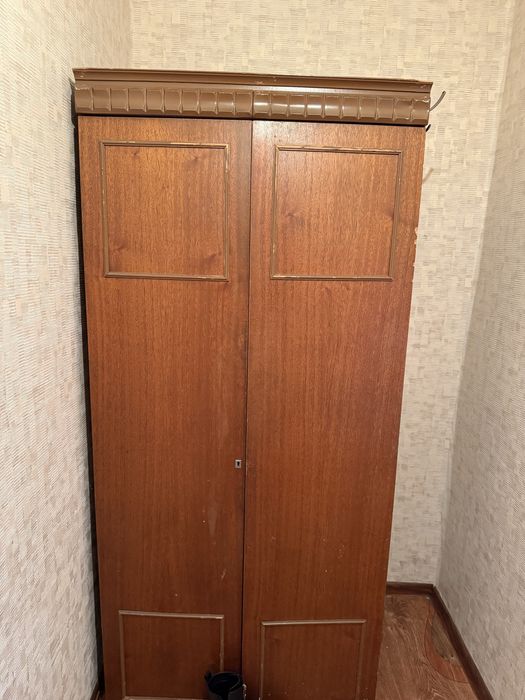 Шкаф в гостинною