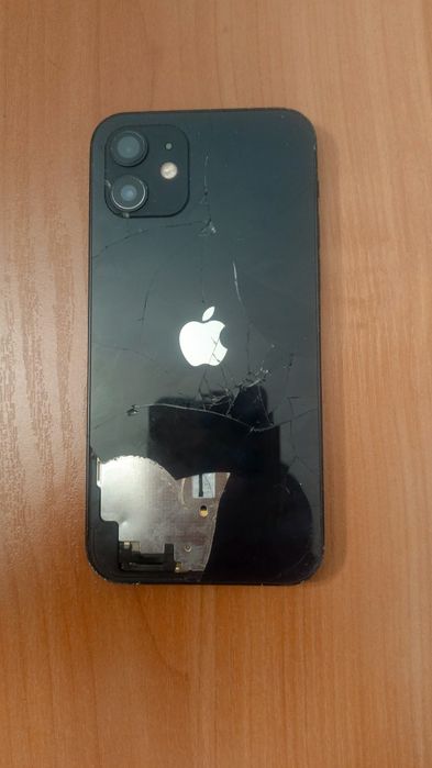 Продам iphone 12