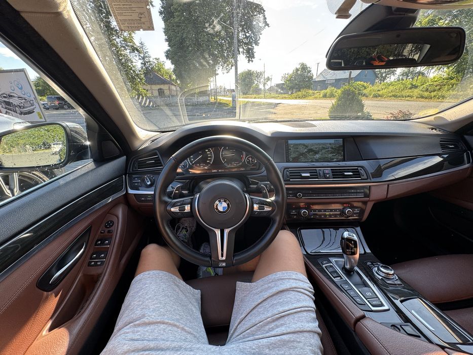 BMW 5 Series 2011 — imagine 3
