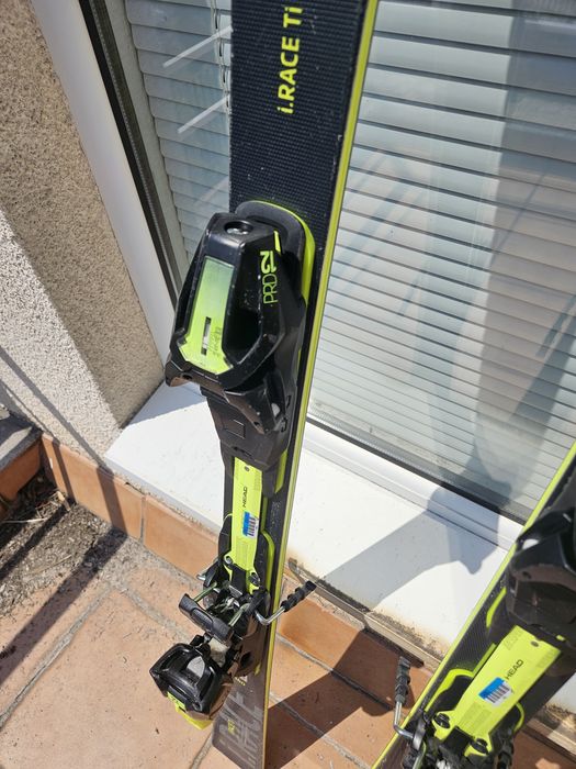Ски HEAD irace 160cm.