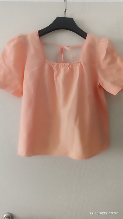 Футболки разные летние и свитшот