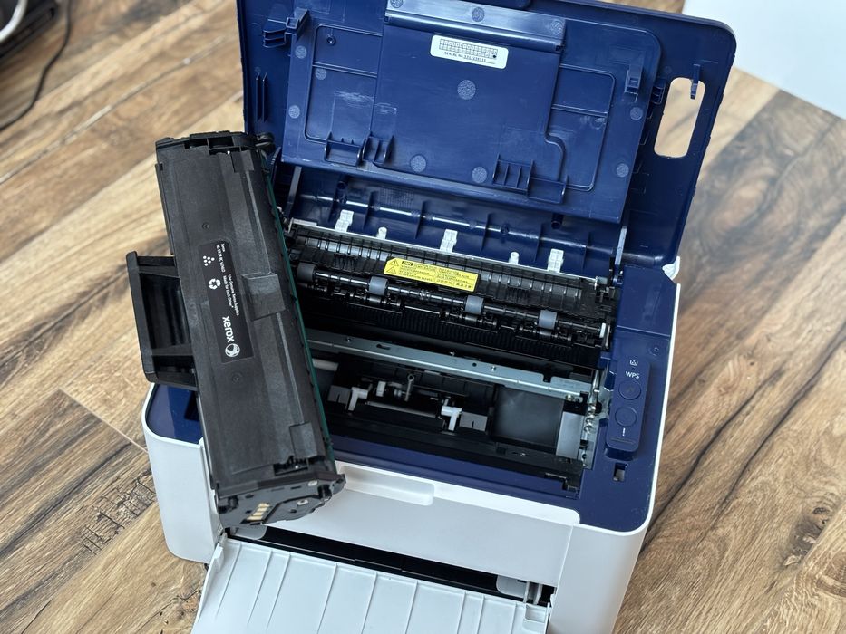 Като нов!!! Xerox 3020 WiFi лазерен принтер