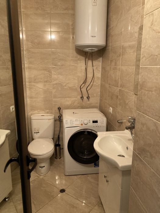 Дава се под наем Тристаен апартамент в Свиленград - 100 кв.м за 382.5 € - Снимка #8