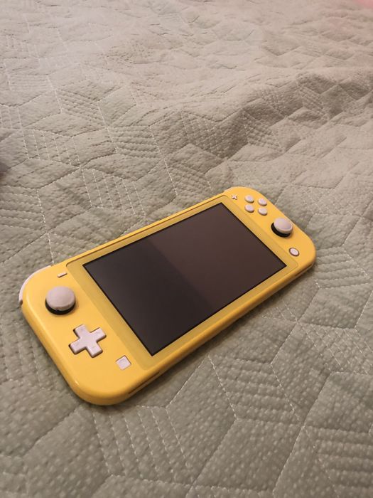 Nintendo switch прошитая много игр