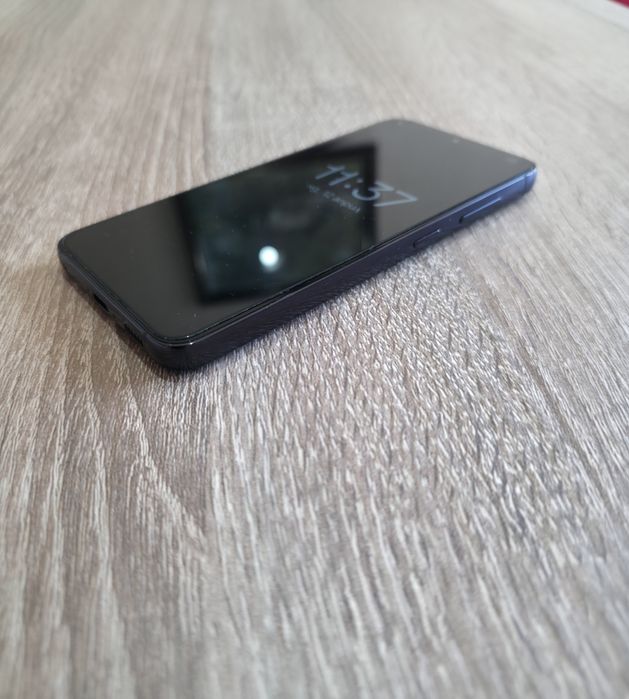 Samsung Galaxy S23 8 / 128 GB Black