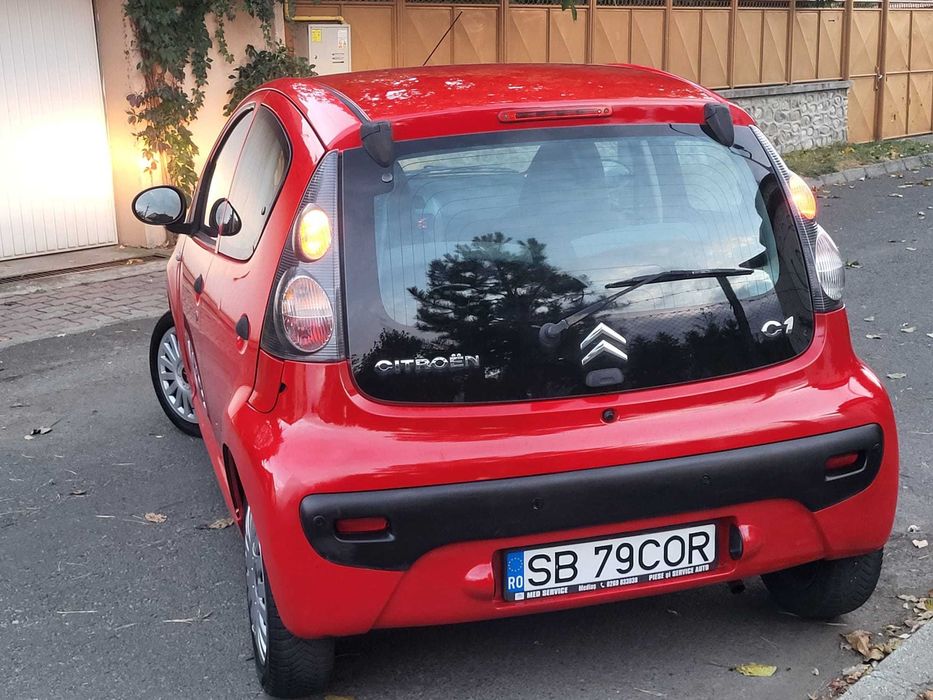 CITROEN C1 / an 2011 /euro 5/motor TOYOTA /distributie lant/ consum 4%/senzori parcare/factura/ fiscal/ garantie