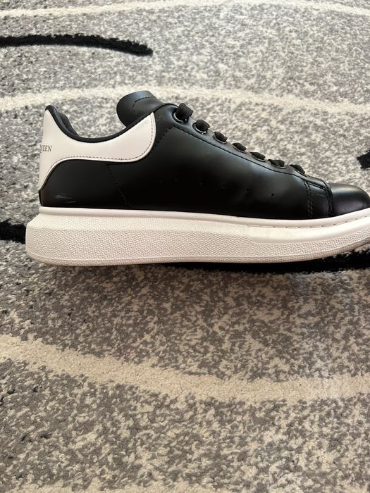 Adidasi Alexander McQueen