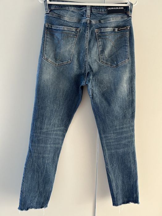 Дънки Calvin Klein, H&M и Pull&Bear