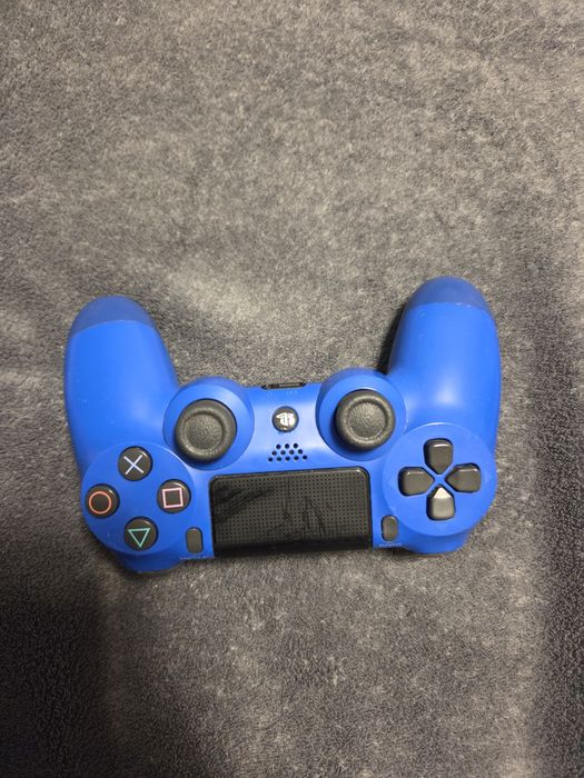 Manetă Playstation 4