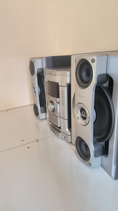 Продам Sony mhs GN77