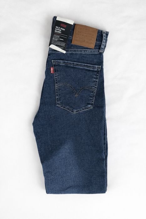 Нови дънки Levi’s