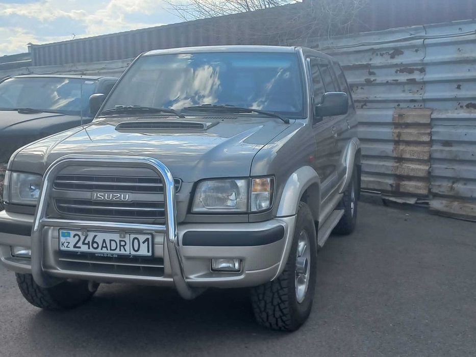Продам Isuzu Trooper