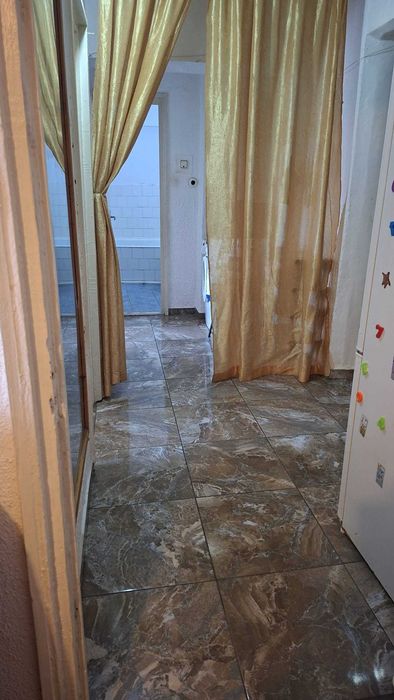 apartament 2 camere decomant , centru