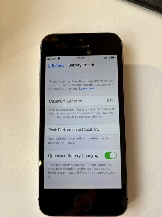 Iphone SE, liber de retea, grey