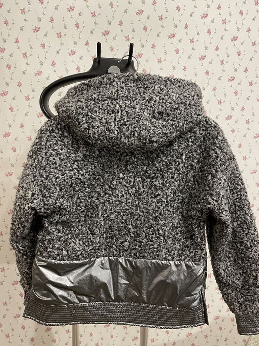 Продам женскую турецкую курточку.