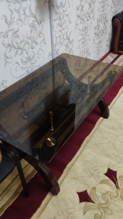 Журнальный столик