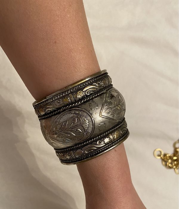 Продам браслет посеребрянный