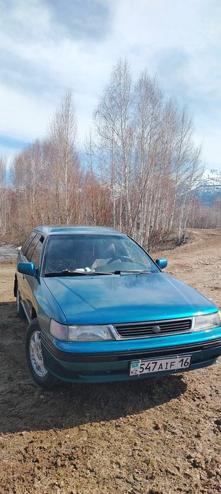 Субару Легаси 1993 года