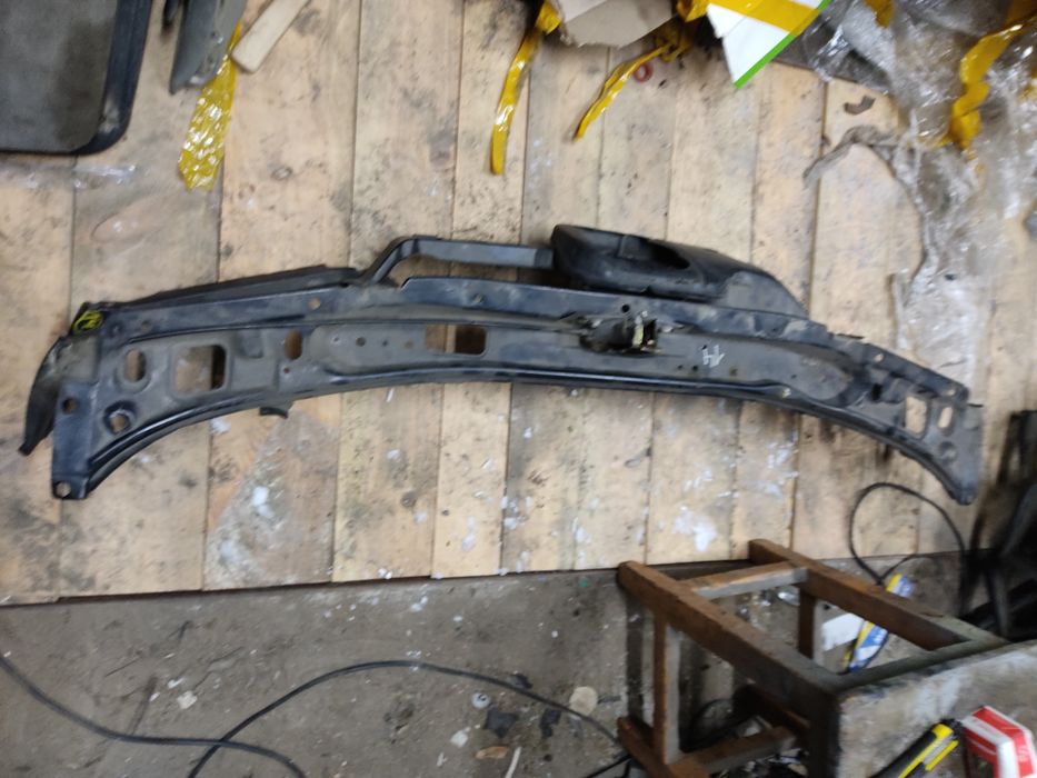 Телевизор на Фольксваген Пассат б3