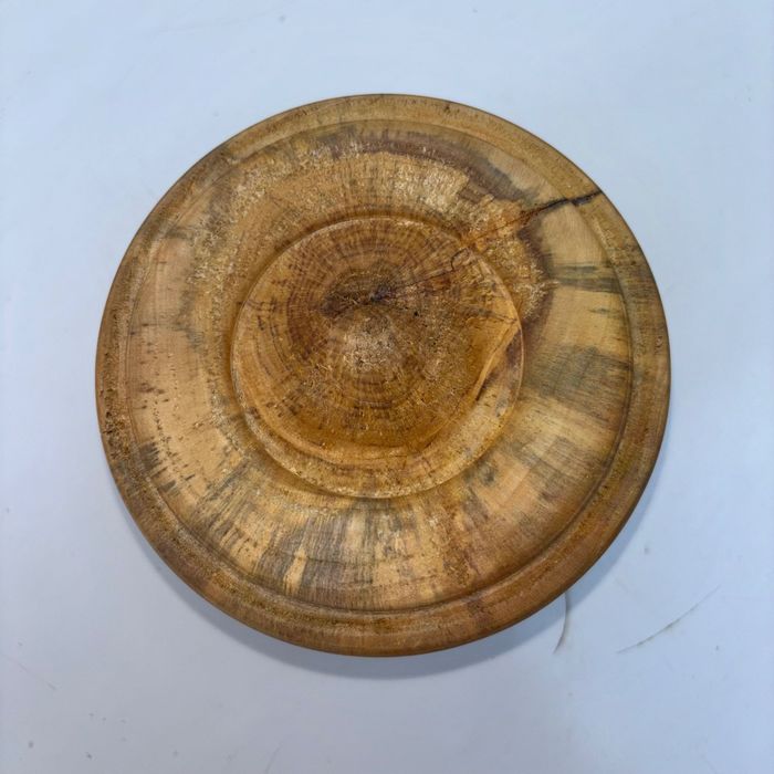 Cutie din lemn de salcie, cu capac Dimensiuni interior 6x11cm Finisat cu ulei mineral și ceara de albine și carnauba
