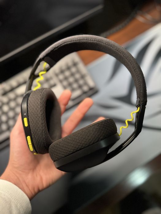 Игровые наушники Logitech G435