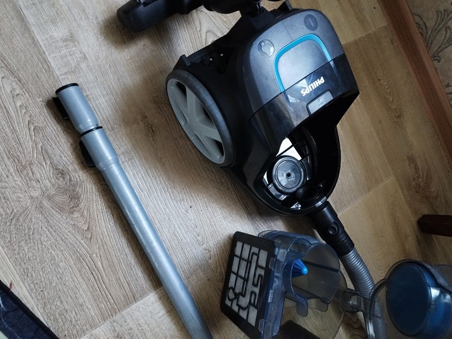 Продам  пылесос.