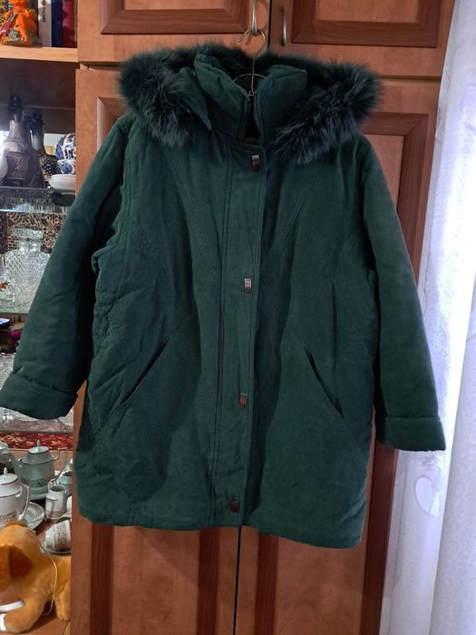 Куртки б/у в хорошем состоянии торг уместен