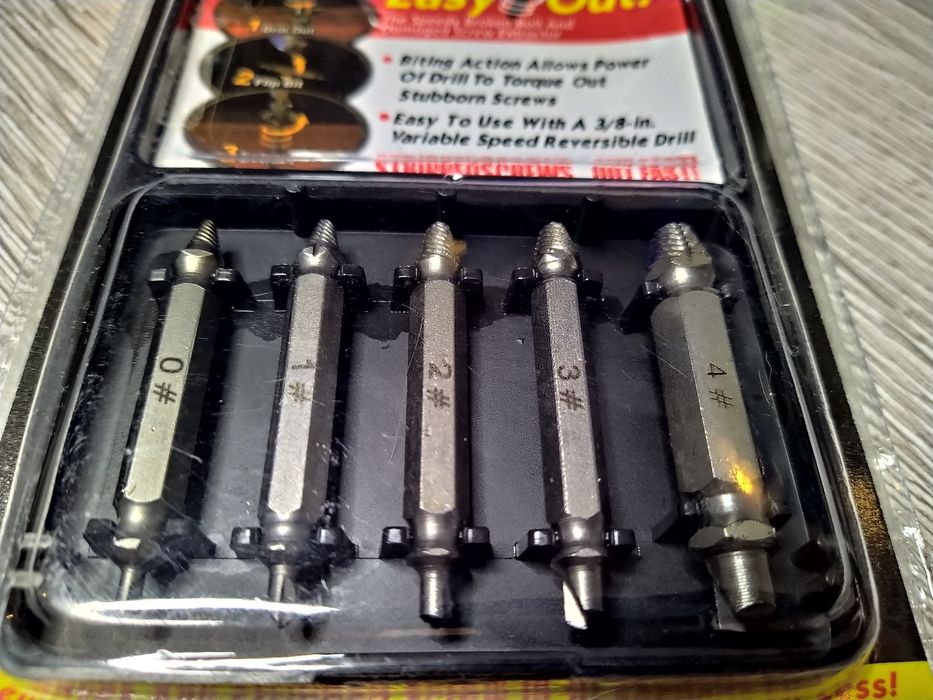 Set 5 capete extractoare pentru suruburi Speed Out, NOU!
