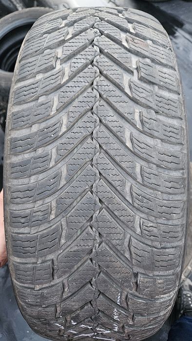 Гуми 235 60 17 нокиан