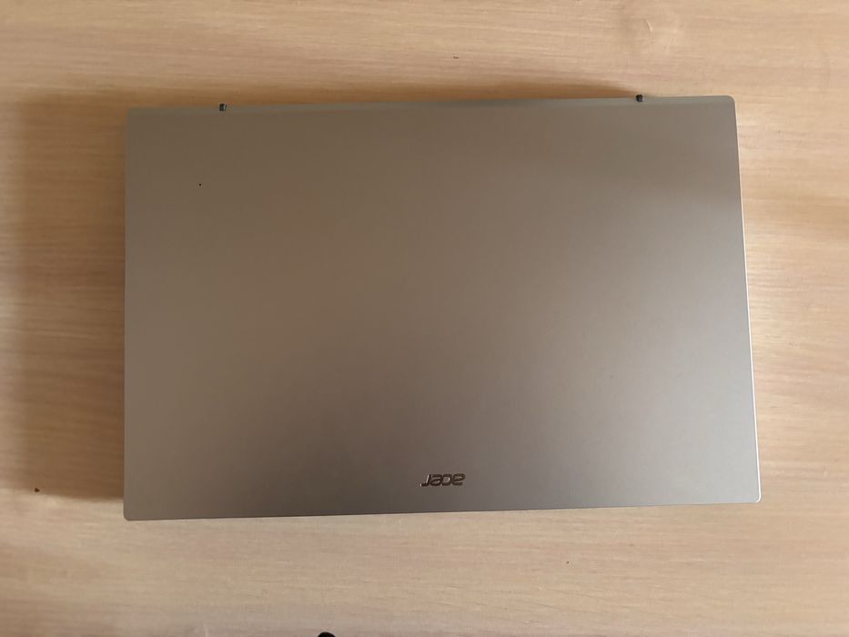 Асер  corei5 32/512gb