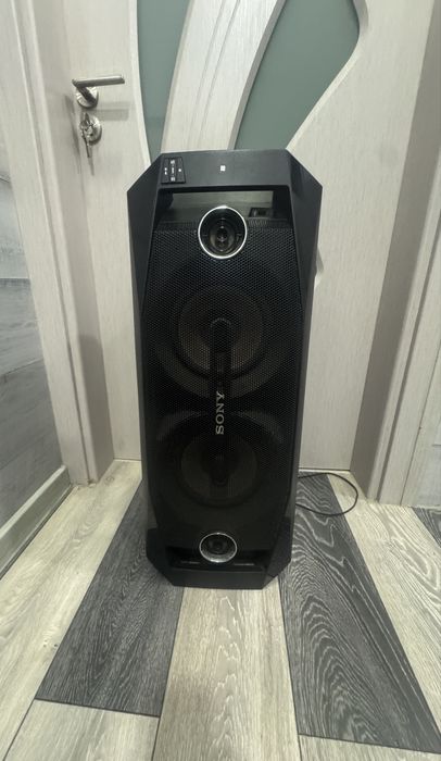 Тонколона SONY: GTK-1BT