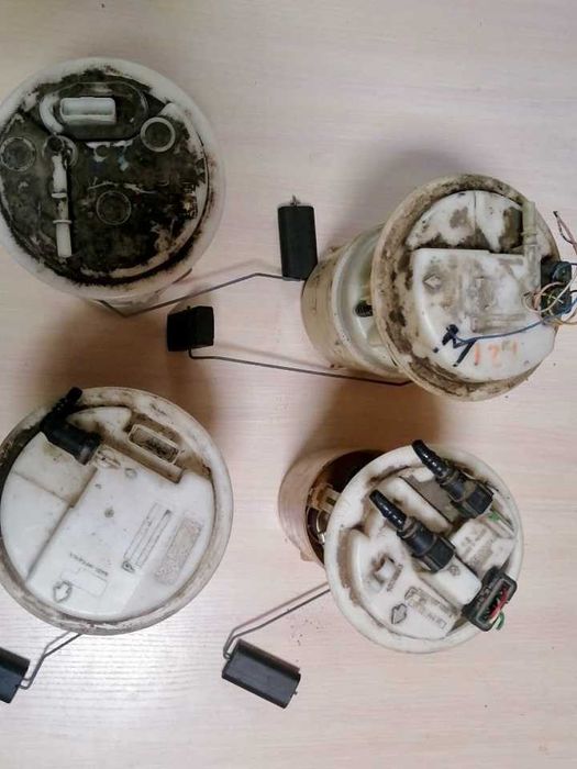 Бензостанция Peugeot, Renault, Chrysler (Пежо,Рено,Крайслер),привозные