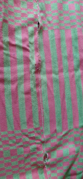 Продам старое одеяло и плед