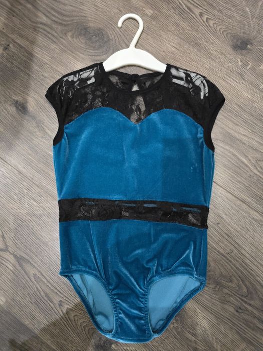 Сценични костюми за момиче