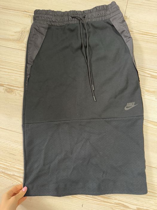 Пола Nike Tech Fleece