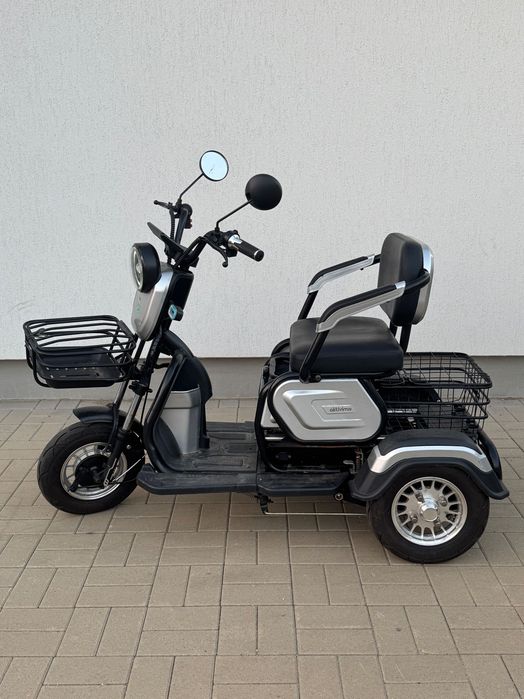 Tricicletă electrică