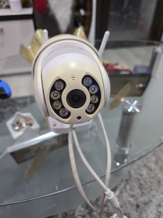 Camere supravegere exterior