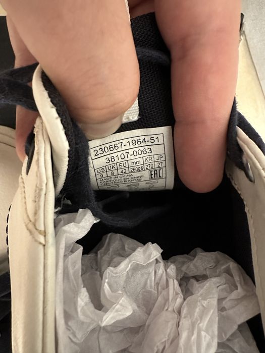 Кроссовки Levis